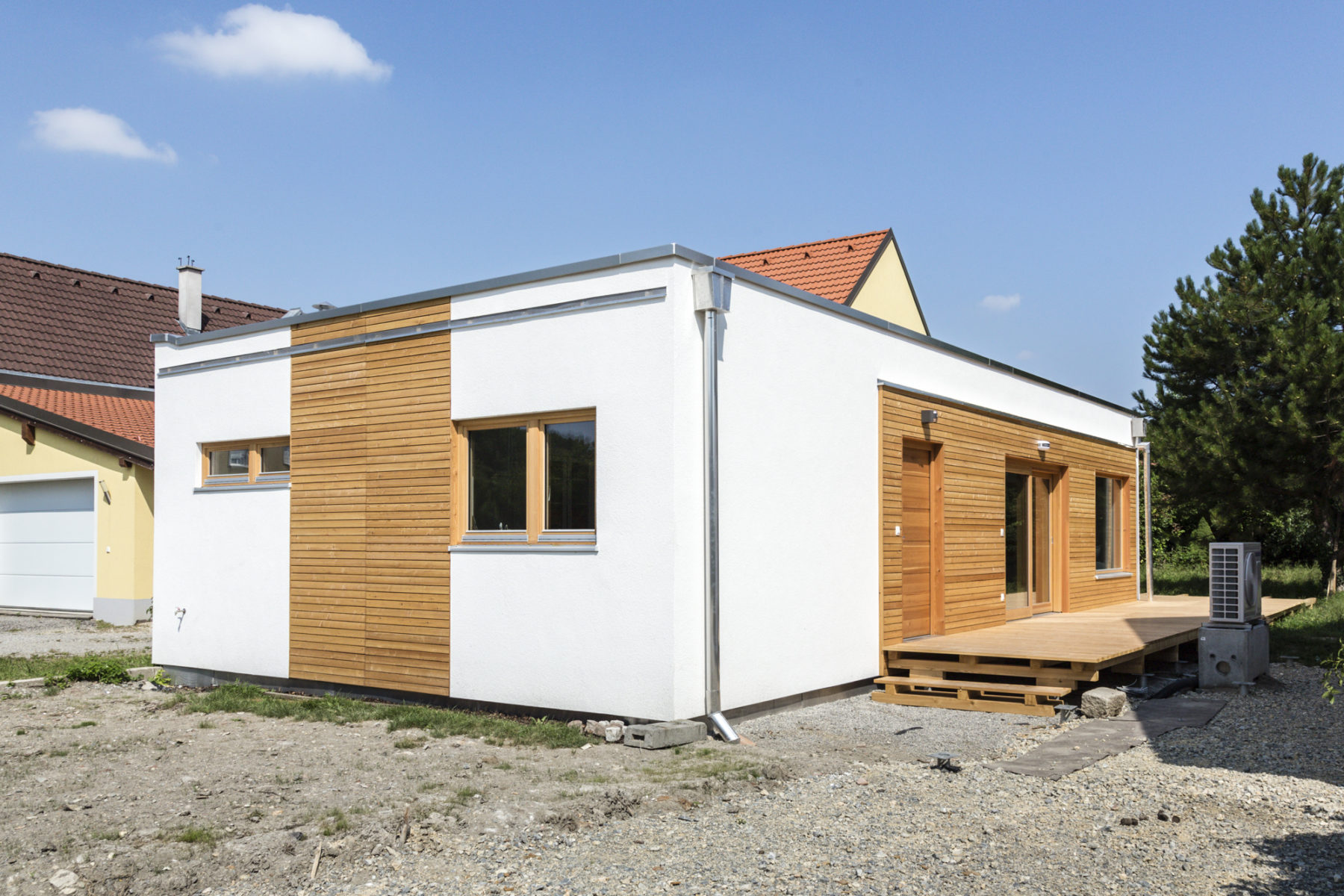 COMMOD « house of the dog » 92m²