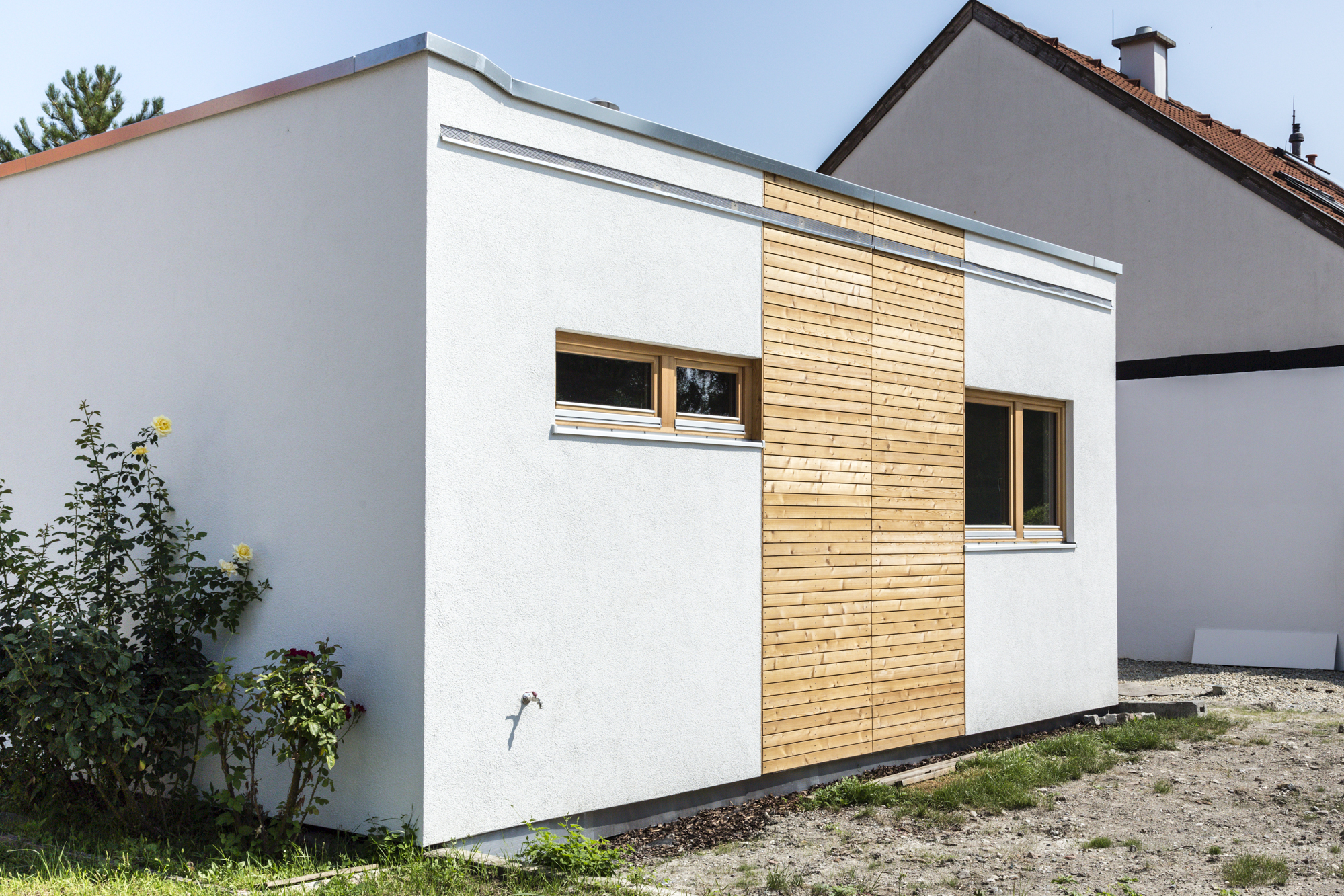 COMMOD „House of the Dog“ 92m² BGF