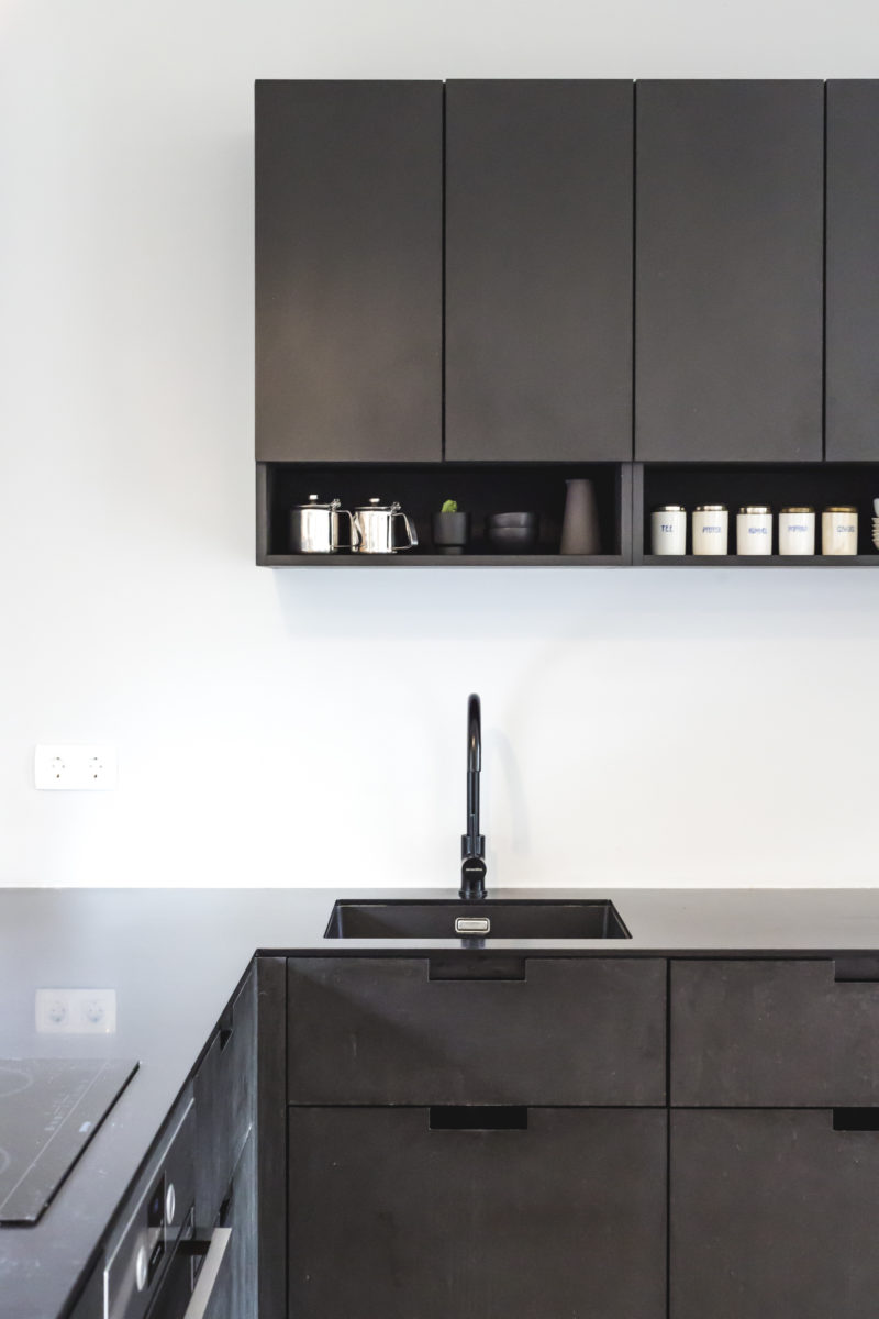 Black Kitchen by COMMOD