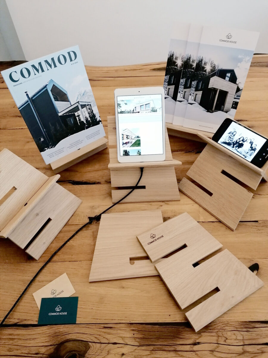 Tablet Stand by COMMOD HOUSE