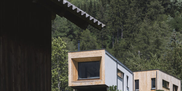 TOURISMUS & BAUTRÄGER PROJEKTE _ tiny house & Alpenchalet