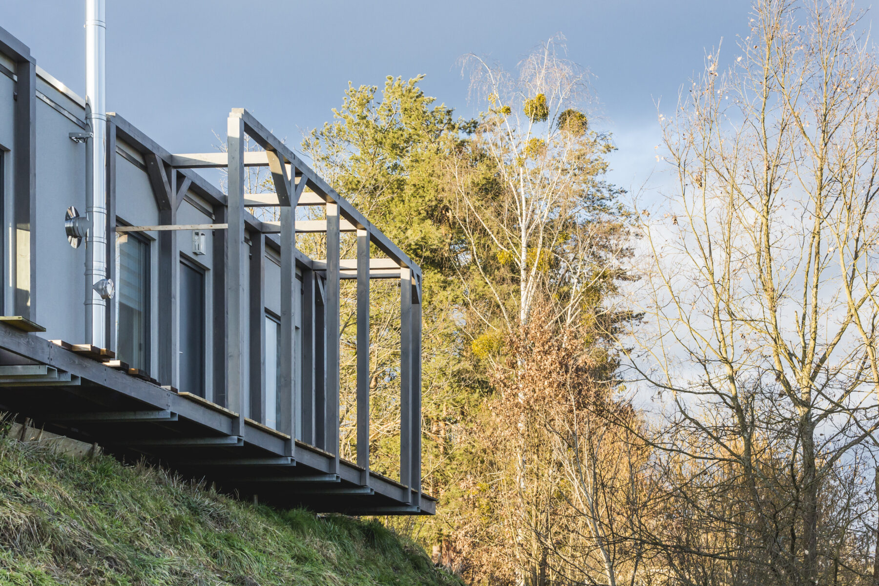 COMMOD „CARPORTS, TERRASSEN und AUSSENANLAGEN“